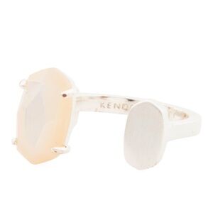 🎉LAST CHANCE🎉 KENDRA SCOTT
Pryde Ring Rose Gold/Iridescent Drusy